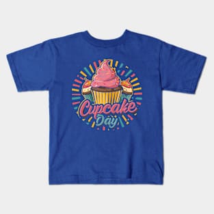 National Cupcake Day – December Kids T-Shirt